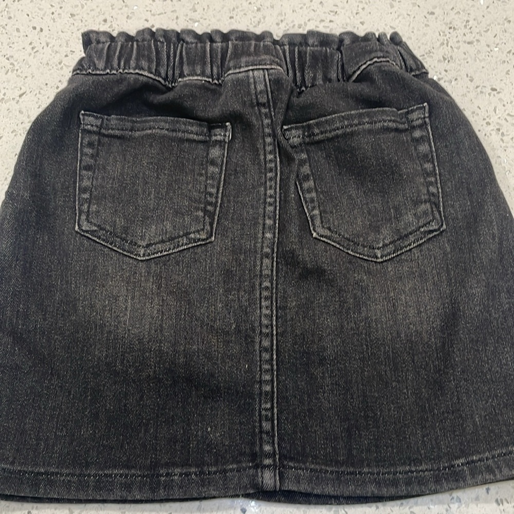 Cat & Jack Cat Paperbag Waist black denim Skirt size 5T - Picture 3 of 4